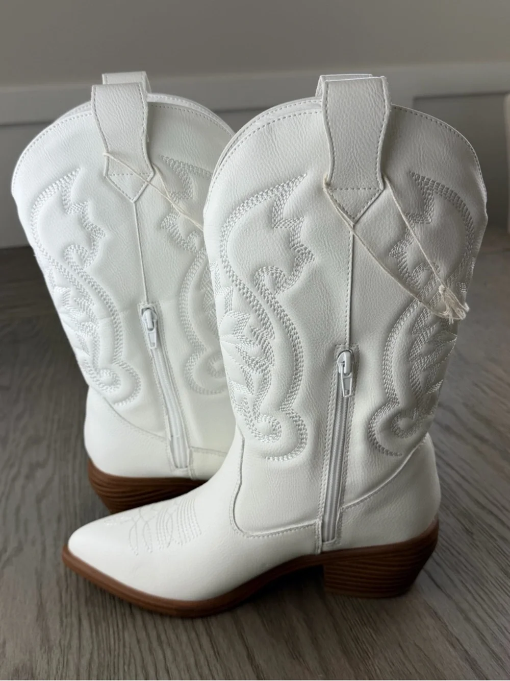 Altar'd State Leila Bow Western Boots. New. Size 7. - Picture 3 of 6